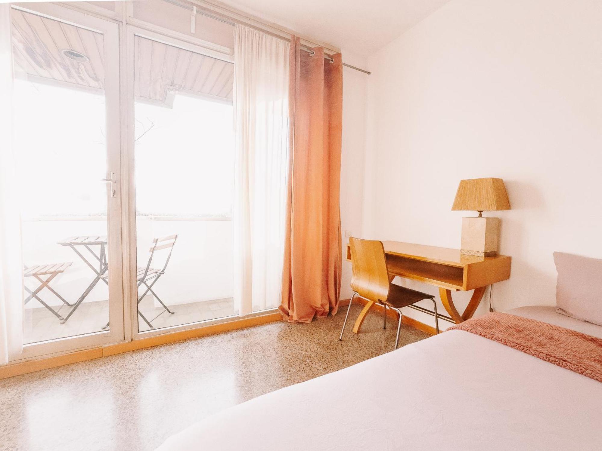 Lovely Rooms In Shared Apartment Gracia Neighborhood Barcelona Exteriör bild