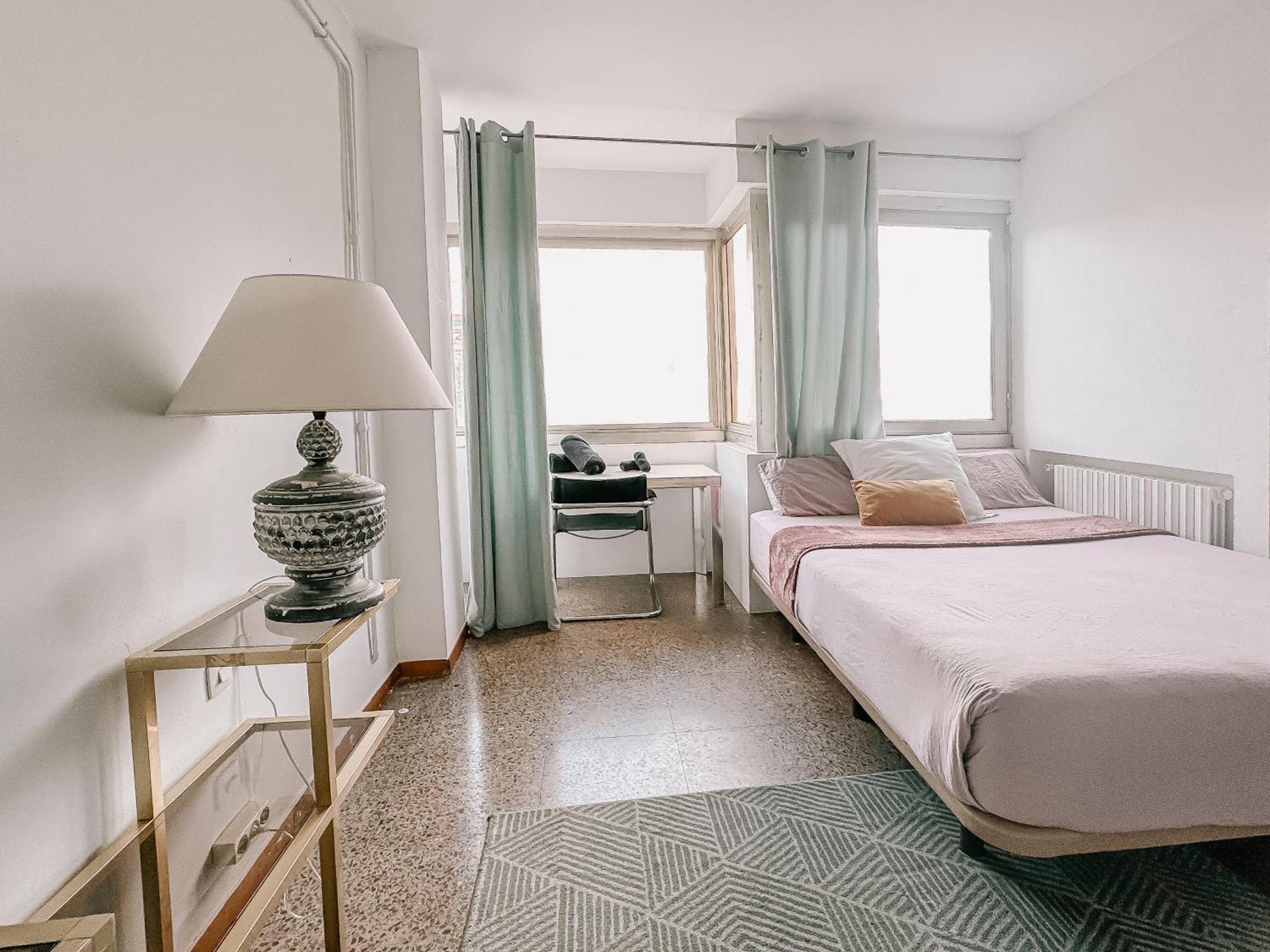 Lovely Rooms In Shared Apartment Gracia Neighborhood Barcelona Exteriör bild